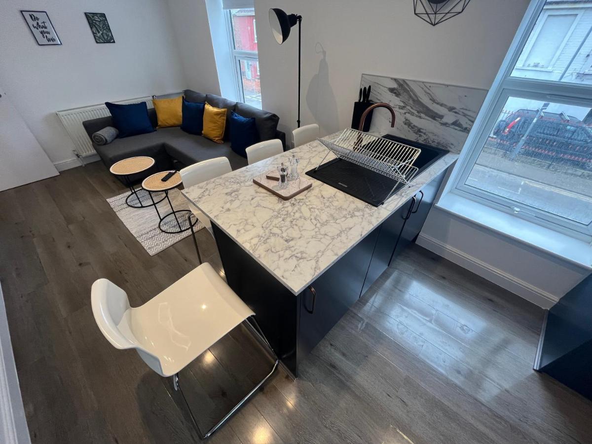 Corner Stone House - Apartment 1 Горад Грэйт Ярмут Екстериор снимка